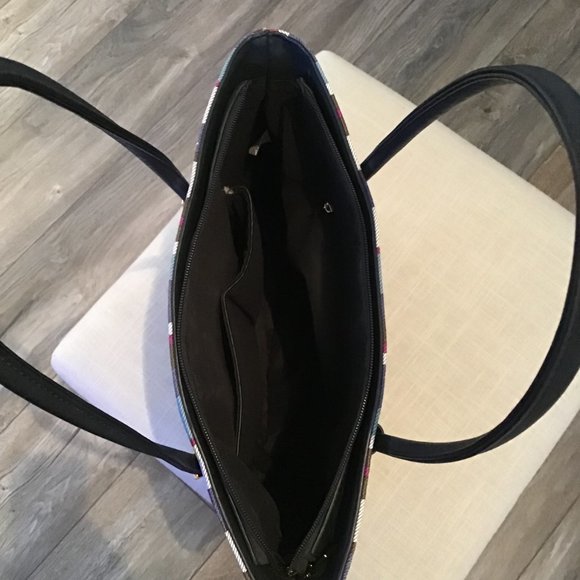 Darling's Striped Polyurethane Tote Bag - Picture 7 of 9